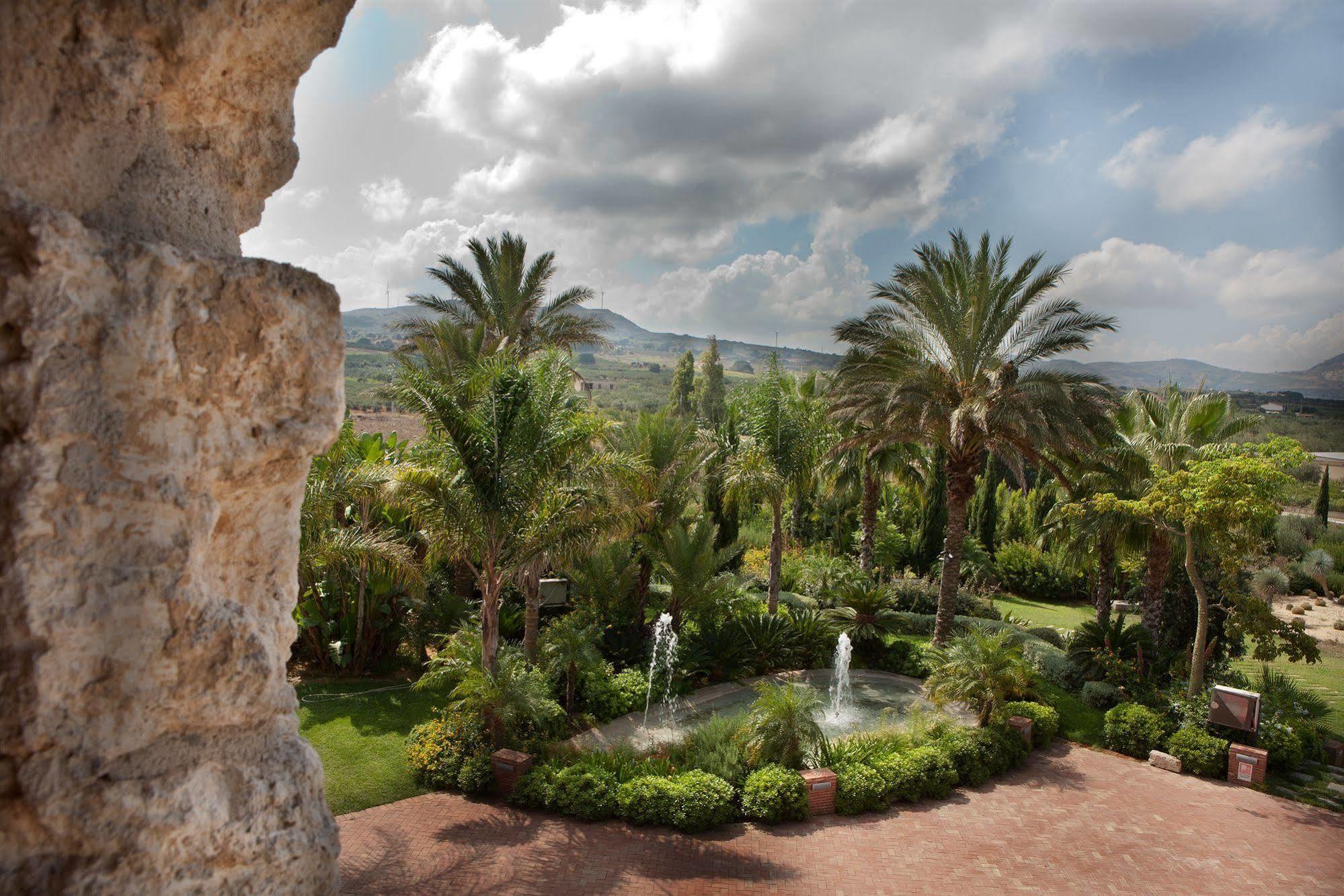 Il Baglio Della Luna Relais By Le Dhome Sicily Balestrate Exteriör bild