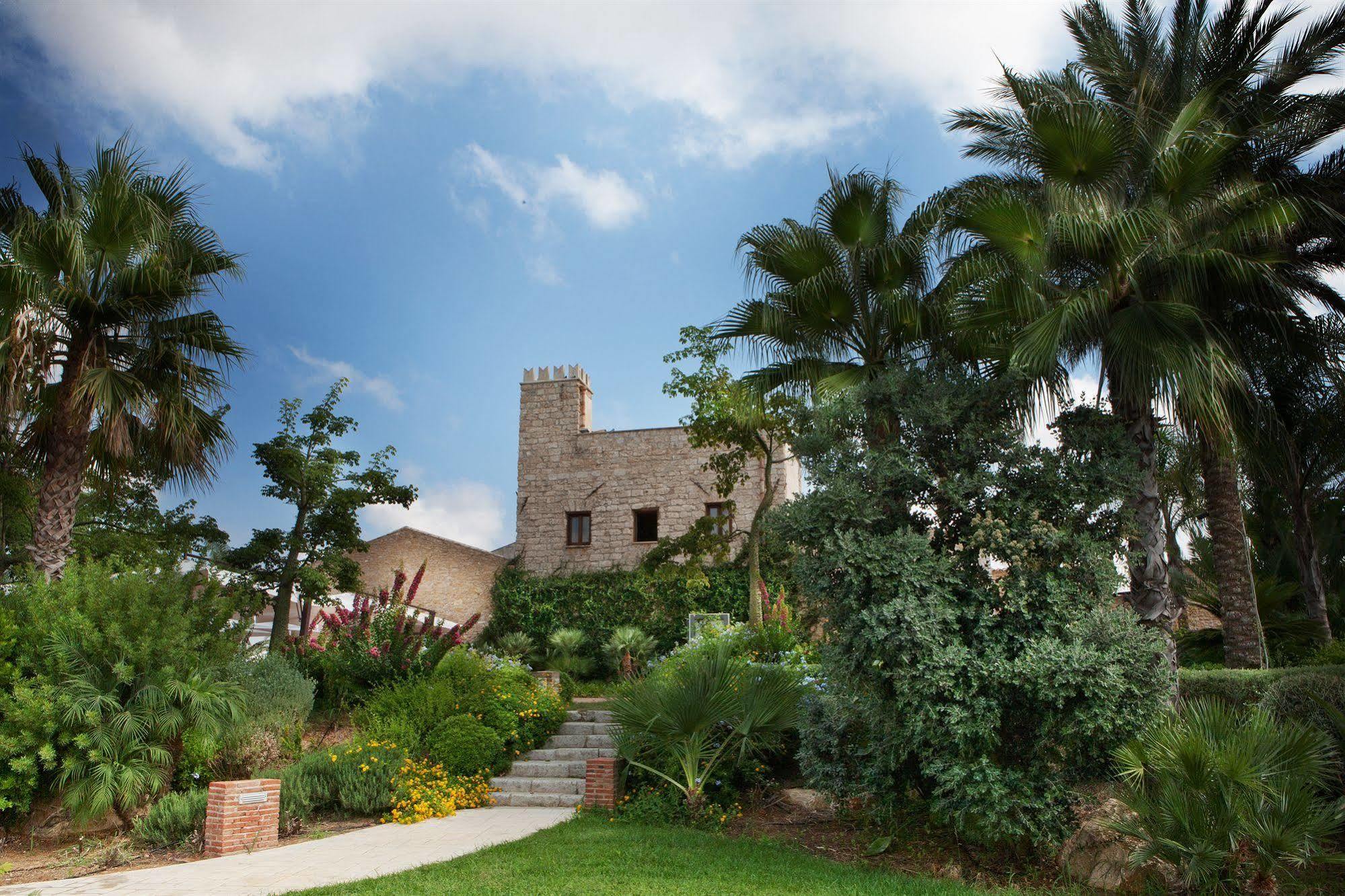 Il Baglio Della Luna Relais By Le Dhome Sicily Balestrate Exteriör bild
